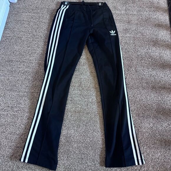 ❌SOLD❌ Adidas Black Firebird Trackpants - Picture 2 of 5